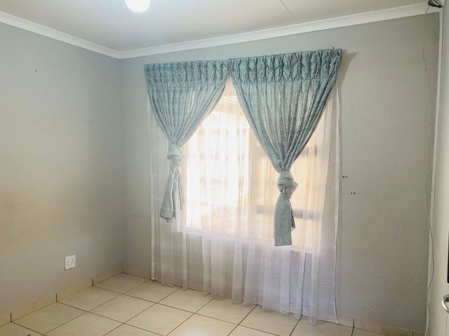3 Bedroom Property for Sale in Tlhabane West North West